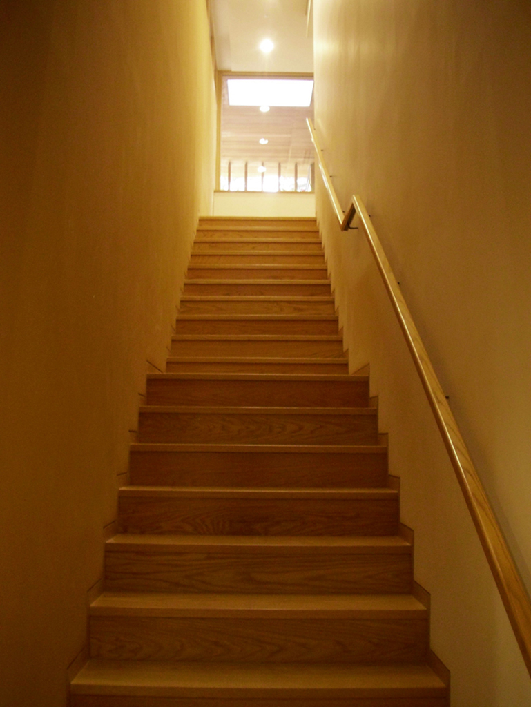 ocre enduits argile dans l'escalier